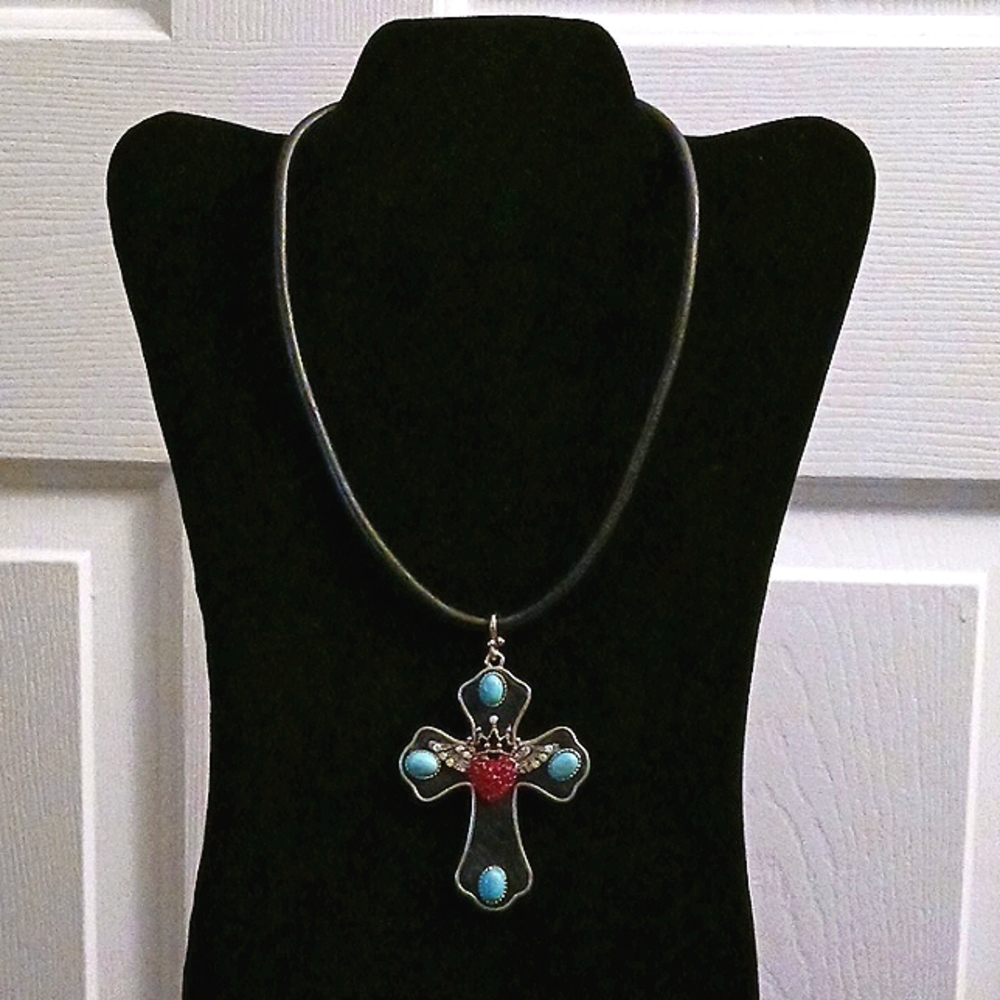 14" Cross Pendant Necklace